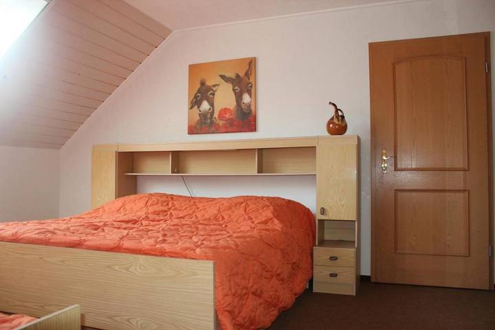 Ferienwohnung für 4 Personen, mit Balkon und Terrasse sowie Garten und Ausblick in Lohsa - 4