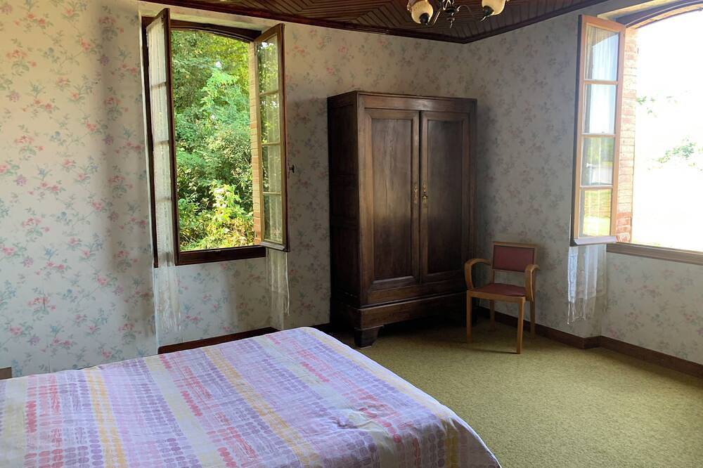 Sehr Schönes Landhaus In Einer Schönen Umgebung in Montesquieu (Tarn-et-Garonne), Tarn-et-Garonne