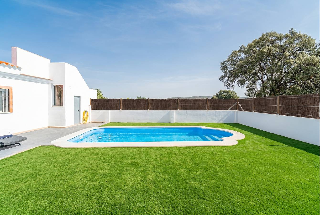 Appartement entier, Cubo's Complejo Rural Las Perseas Apartamento 8 in Alhaurín el Grande, Province de Málaga