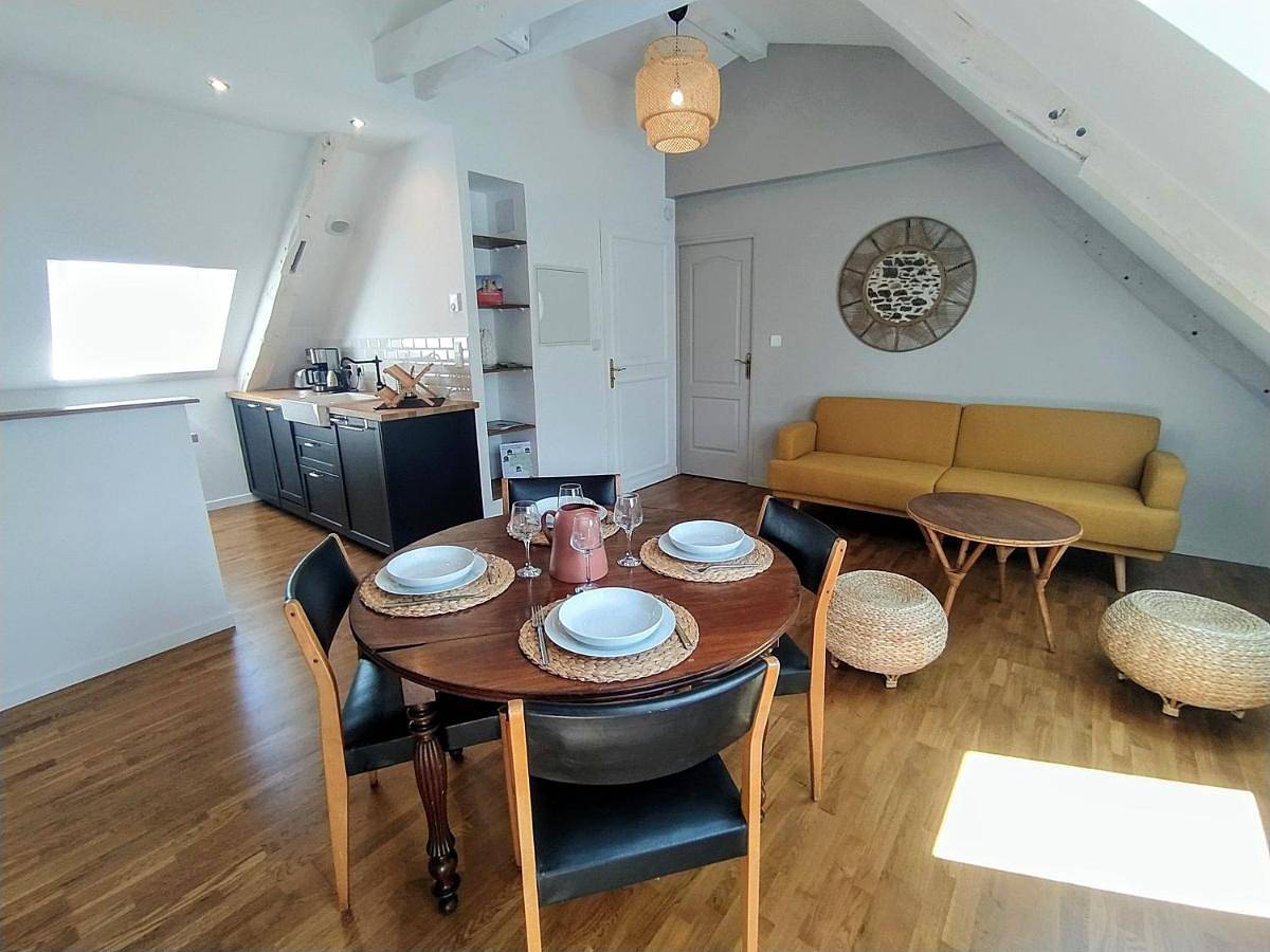 Appartement entier, One-Bedroom Apartment in Fougères, Fougères-Vitré
