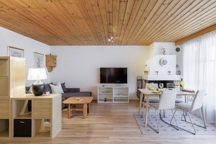 Ferienwohnung für 2 Personen, mit Terrasse und Sauna sowie Whirlpool, mit Haustier in Graubünden - 2