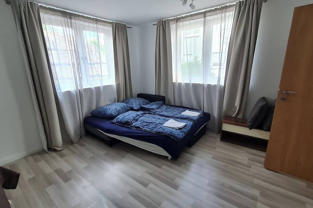 Ganze Wohnung, 1 bedroom apartment in cleebronn in Cleebronn, Kraichgau