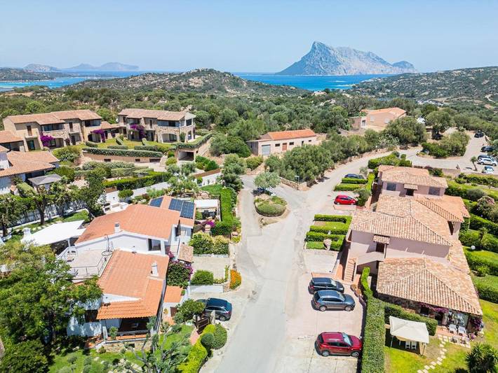 Ferienwohnung für 2 Personen, mit Balkon und Terrasse sowie Whirlpool und Ausblick