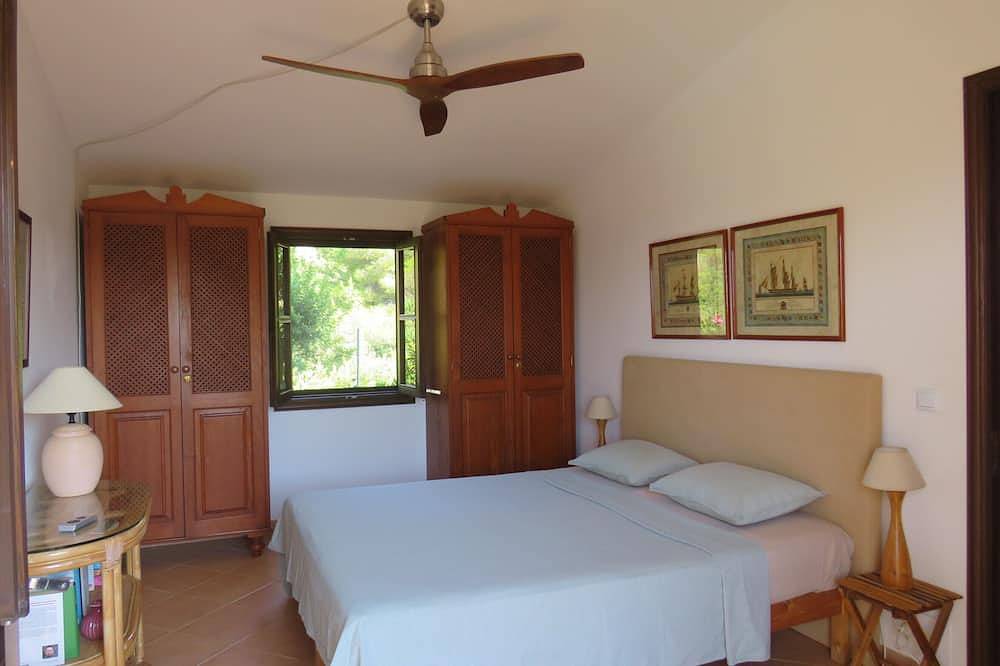 Ein ruhiger Landhaus mit spektakulärem Blick über das Meer und die Berge. in Colònia de Sant Pere, Artà