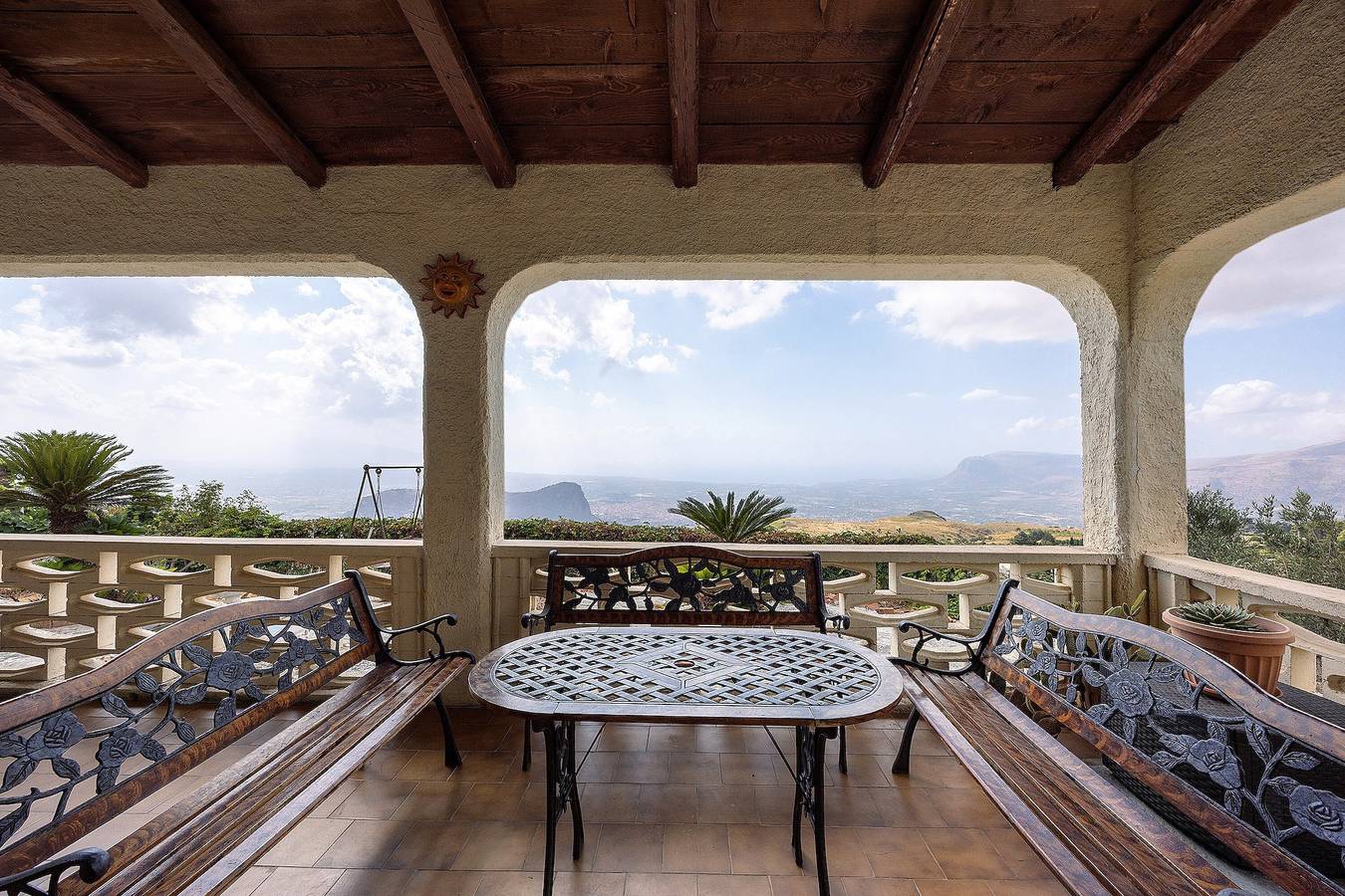 Villa 'Shanti Appartamento Rustic' with Sea View, Private Terrace and Private Garden in Borgetto, Palermo Province