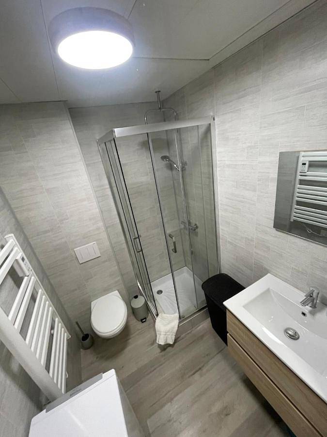 Appartement entier, One-Bedroom Apartment in Bourbonne-les-Bains, Haute-Marne