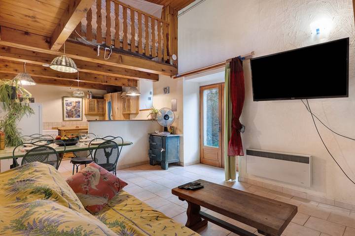 Gîte pour 4 personnes, avec Jardin dans Rosières (Ardèche), Parc naturel régional des Monts d'Ardèche