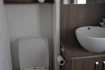 Bungalow for 6 People in St Mary in the Marsh, Kent, Photo 4