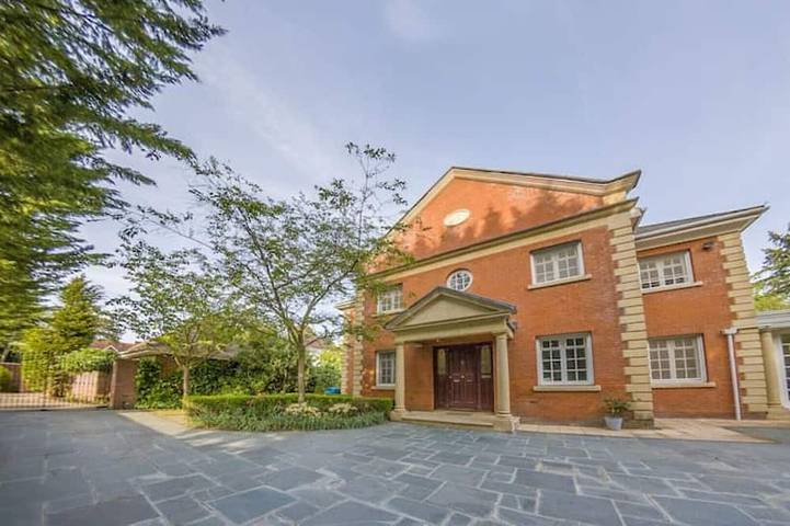 Villa für 14 Personen, mit Garten - 1