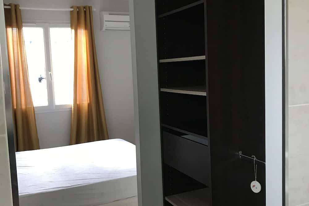 Maison climatisée de plain pied avec 3 chambres et piscine in Bernac, Région d'Albi