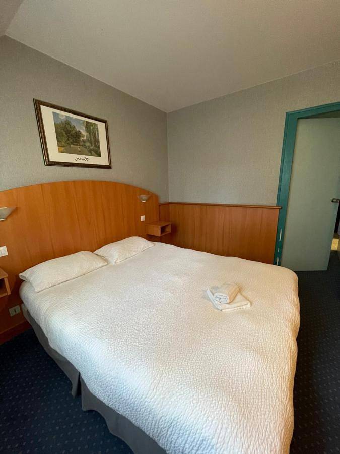 Hôtel pour 4 personnes, avec jardin à Lanvollon - 2