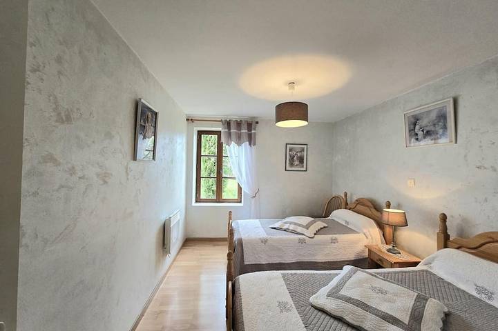 Gîte pour 4 personnes, avec jardin à Mazeyrolles - 4