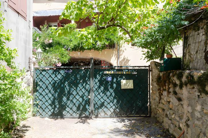 Appartement de vacances pour 6 personnes, avec jardin et balcon, animaux acceptés dans le Gard - 2