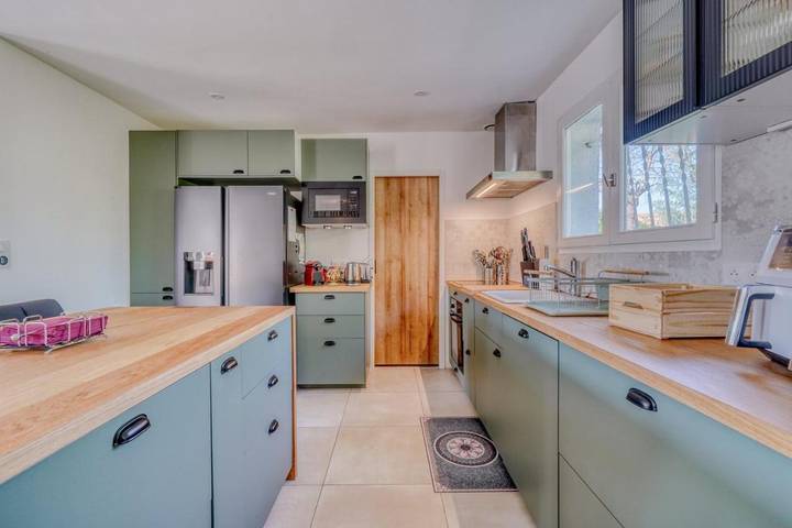 Maison d’hôte pour 6 personnes, avec terrasse ainsi que jardin et piscine à La Teste-de-Buch - 3