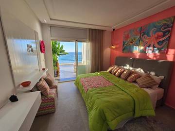 Gîte pour 2 personnes, avec terrasse ainsi que piscine et vue, animaux acceptés à Moulay Bousselham