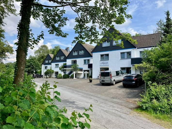 Geheel appartement, Appartement '' met privéterras, gedeelde tuin en Wi-Fi in Allagen, Warstein