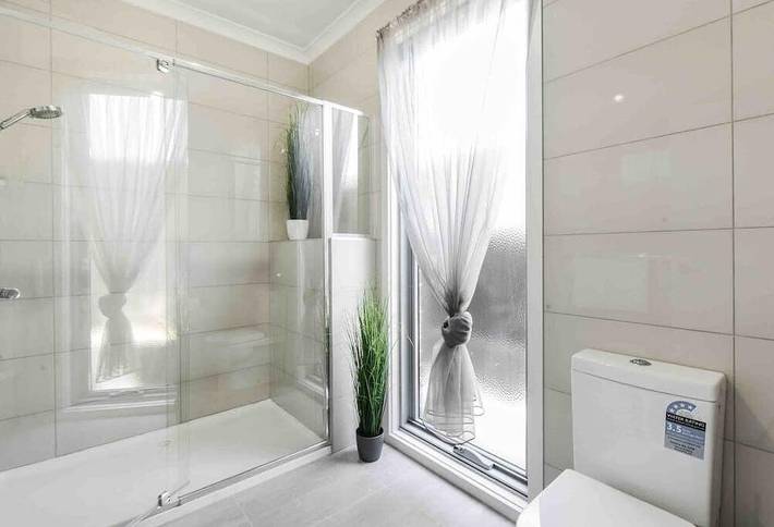 Holiday home for 15 people, with balcony in Rosebud