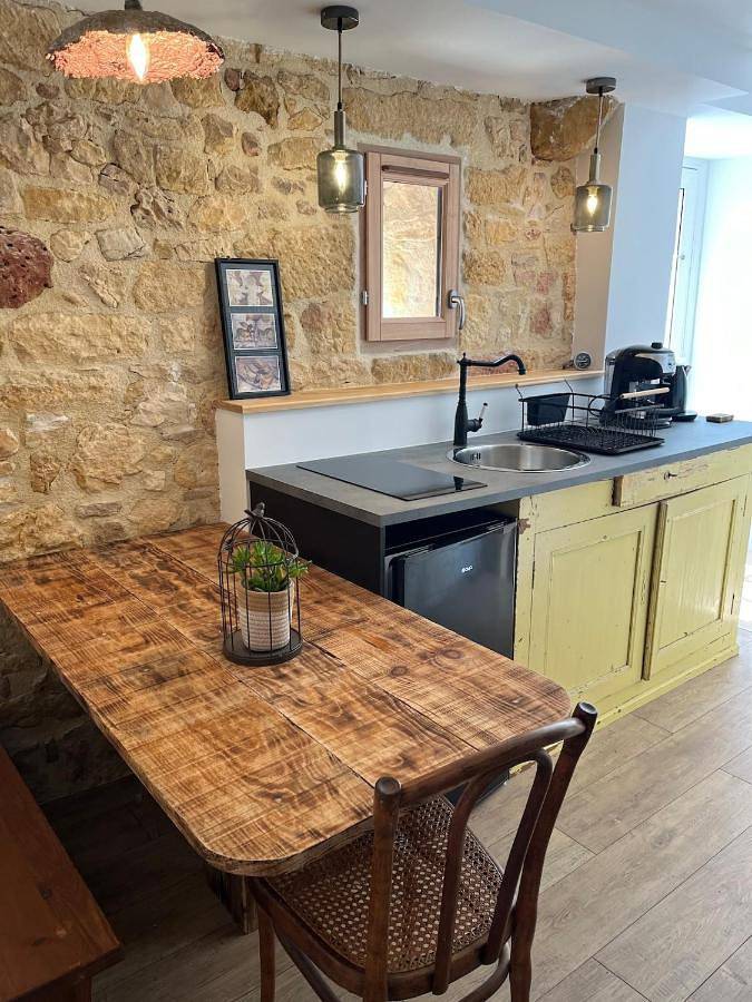 Appartement de vacances pour 4 personnes, avec terrasse ainsi que vue et jardin