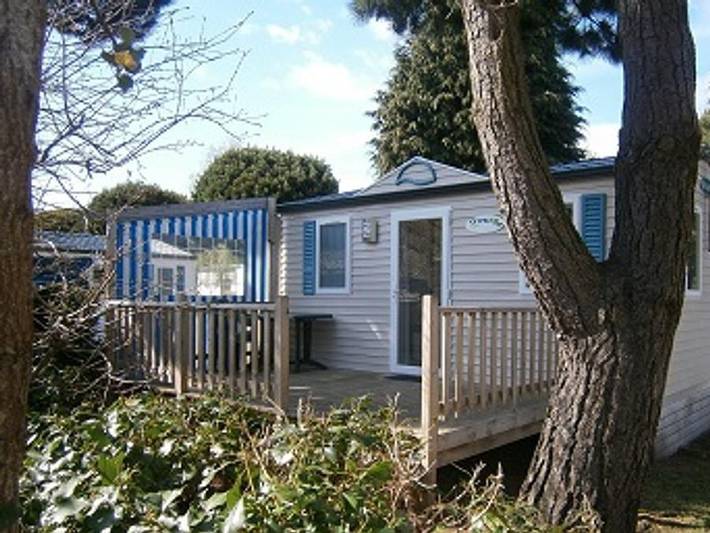 Camping de Kerabus - Mobilhome 2 personnes - Mobil-home 20m² - 1 chambre - terrasse - Tv in Carnac, Côte des Mégalithes