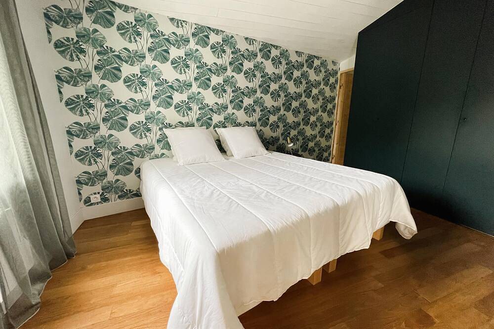 Appartement entier, La Passerelle Grande Maison avec Piscine chauffée in Rivedoux-Plage, Île de Ré