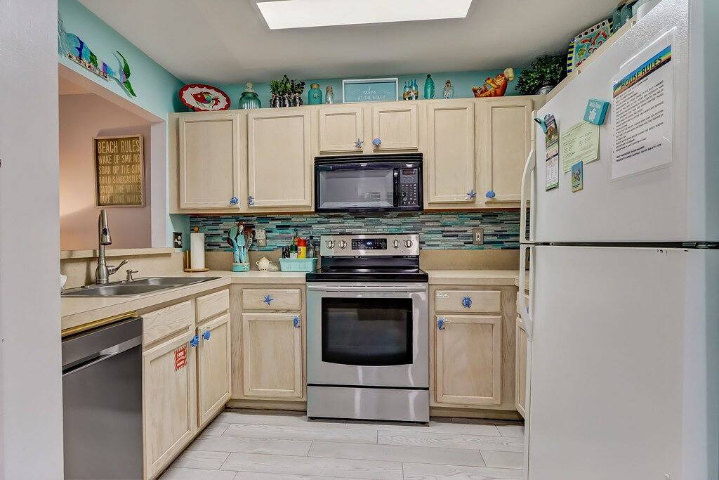 2 Bed/2.5 Bath Townhome In Gorgeous Timeless Amelia Island Steps from the Beach in Fernandina Beach, Amelia Island