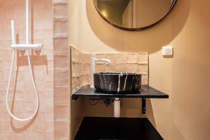 Gîte pour 2 personnes dans Basilique du Sacre Coeur - 2