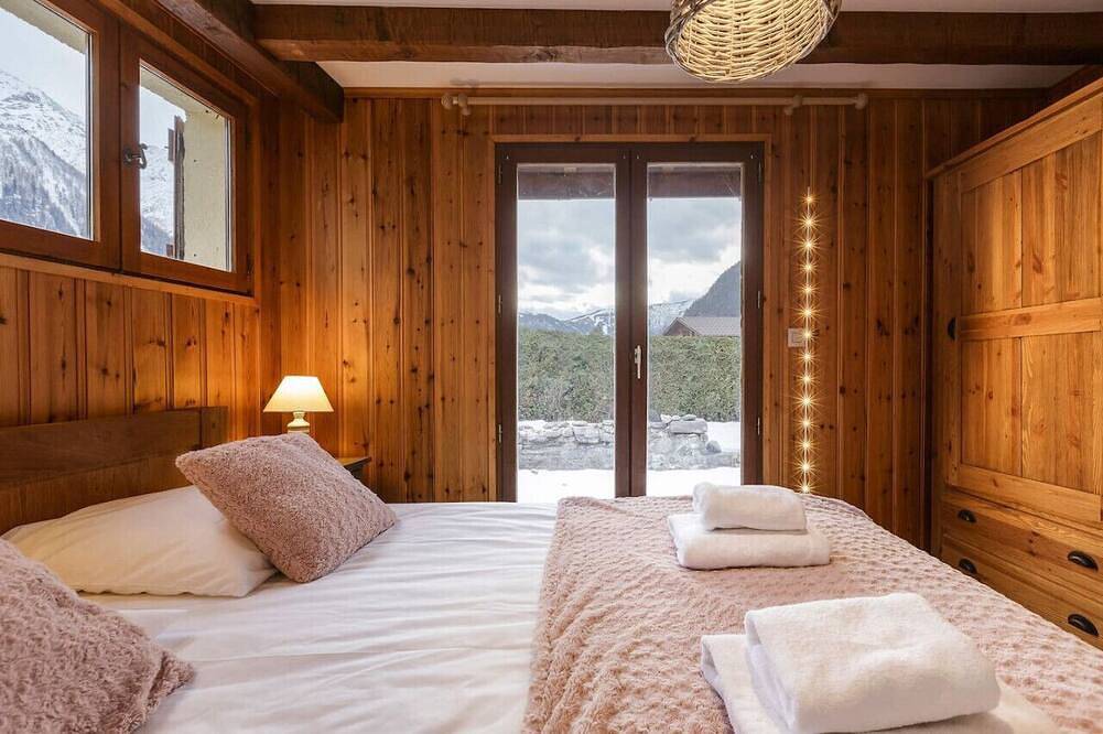 Songenaz - Chalet 170m2 Cheminée Jacuzzi Sauna Vues in Chamonix, Mont-Blanc-Massiv