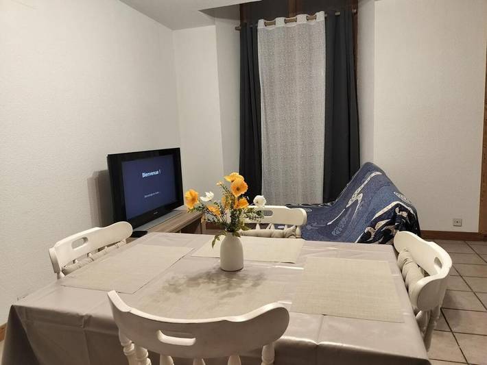 Appartement de vacances pour 4 personnes, avec terrasse, animaux acceptés