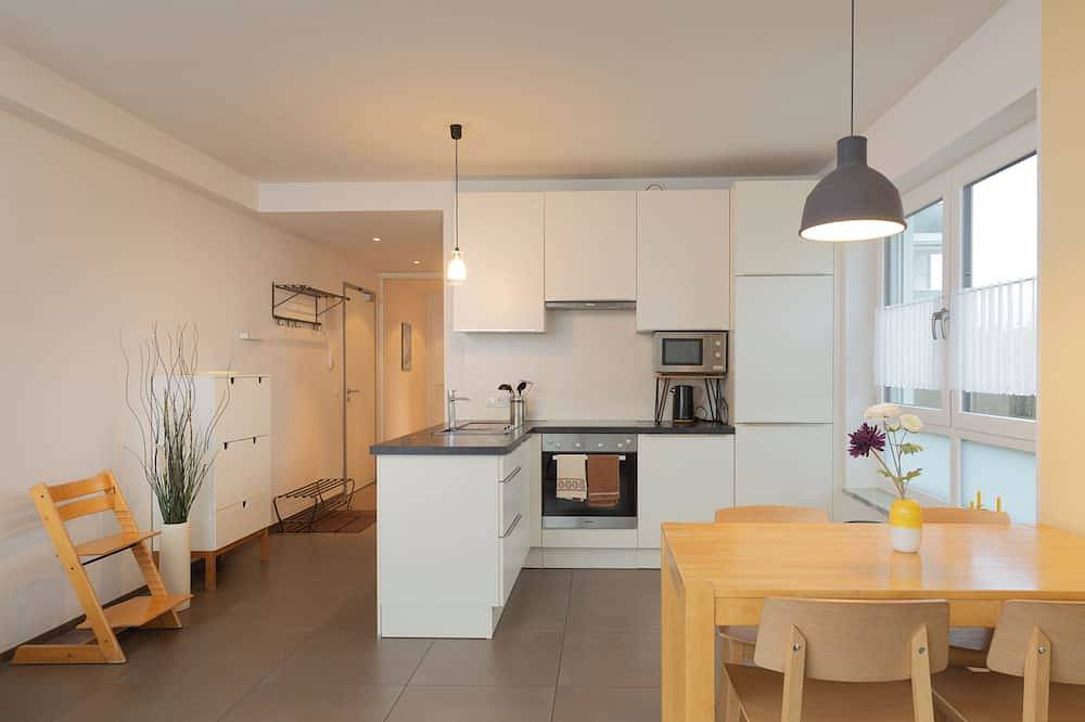 Ganze Wohnung, Helles Apartment mit großem Garten und Tiefgarage in Neuschwanstein, Füssen