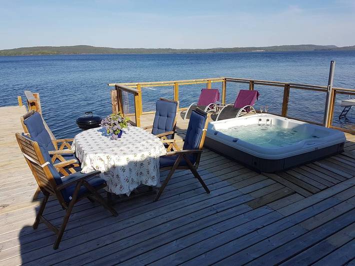 Ferienhaus für 6 Personen, mit Whirlpool und Terrasse sowie Seeblick in Schweden - 3