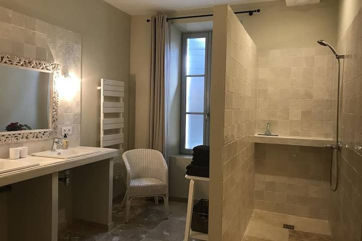 Gîte pour 2 personnes, avec piscine, animaux acceptés à Tresques - 3
