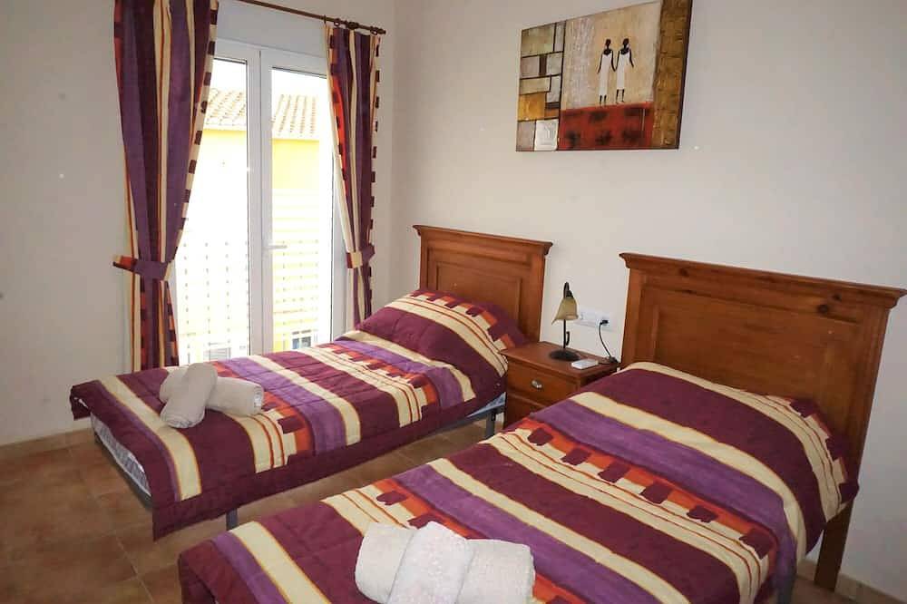 Apartamento entero, Adosado Aldea Del Mar con acceso directo a la piscina in Els Poblets, Costa Blanca