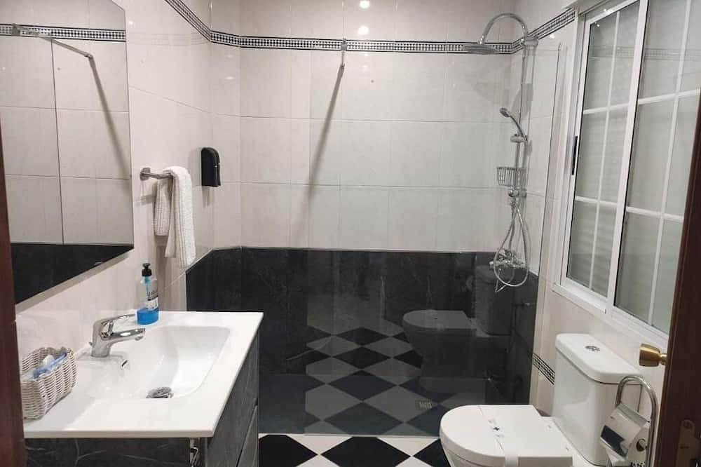 Entire apartment, Charming apartment in the heart of Arjonilla. in Arjonilla, Jaén Province