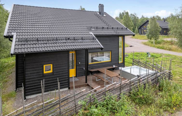 Hus för 12 Personer med trädgård in Kläppen, Transtrand