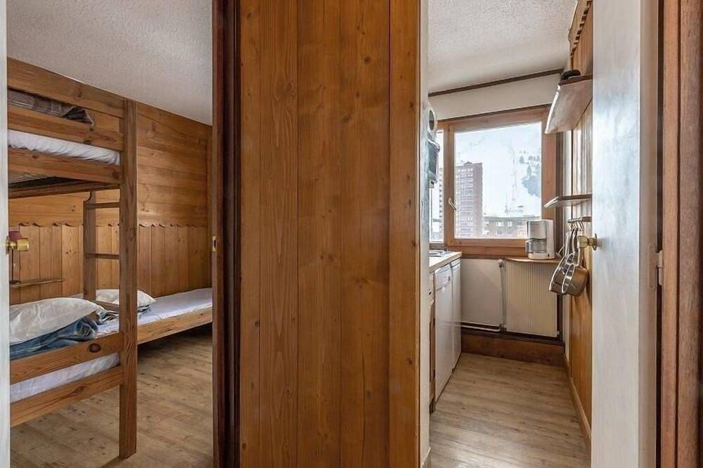 Ganze Wohnung, 50m bis zu den geschäften, 5te Etage, balkon, fernseher, schließfach für die skier, 50m², La Plagne in Plagne Centre, La Plagne-Tarentaise