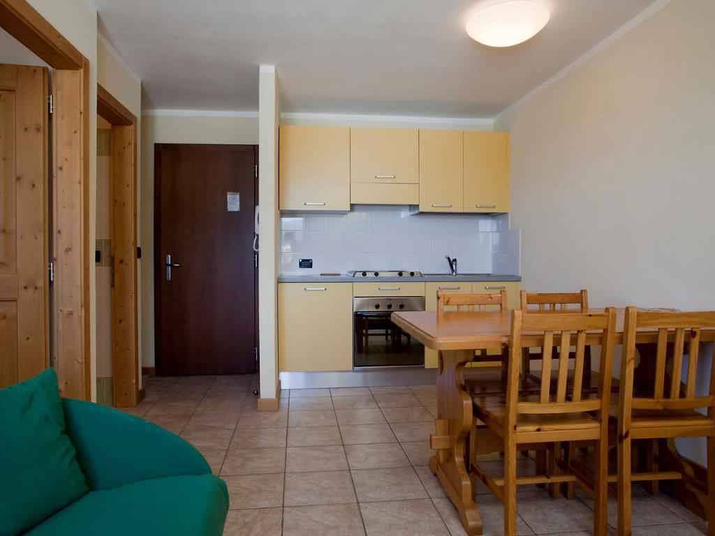 Appartamento intero, Appartamento con vista sulle montagne  in Passo Tonale, Vermiglio