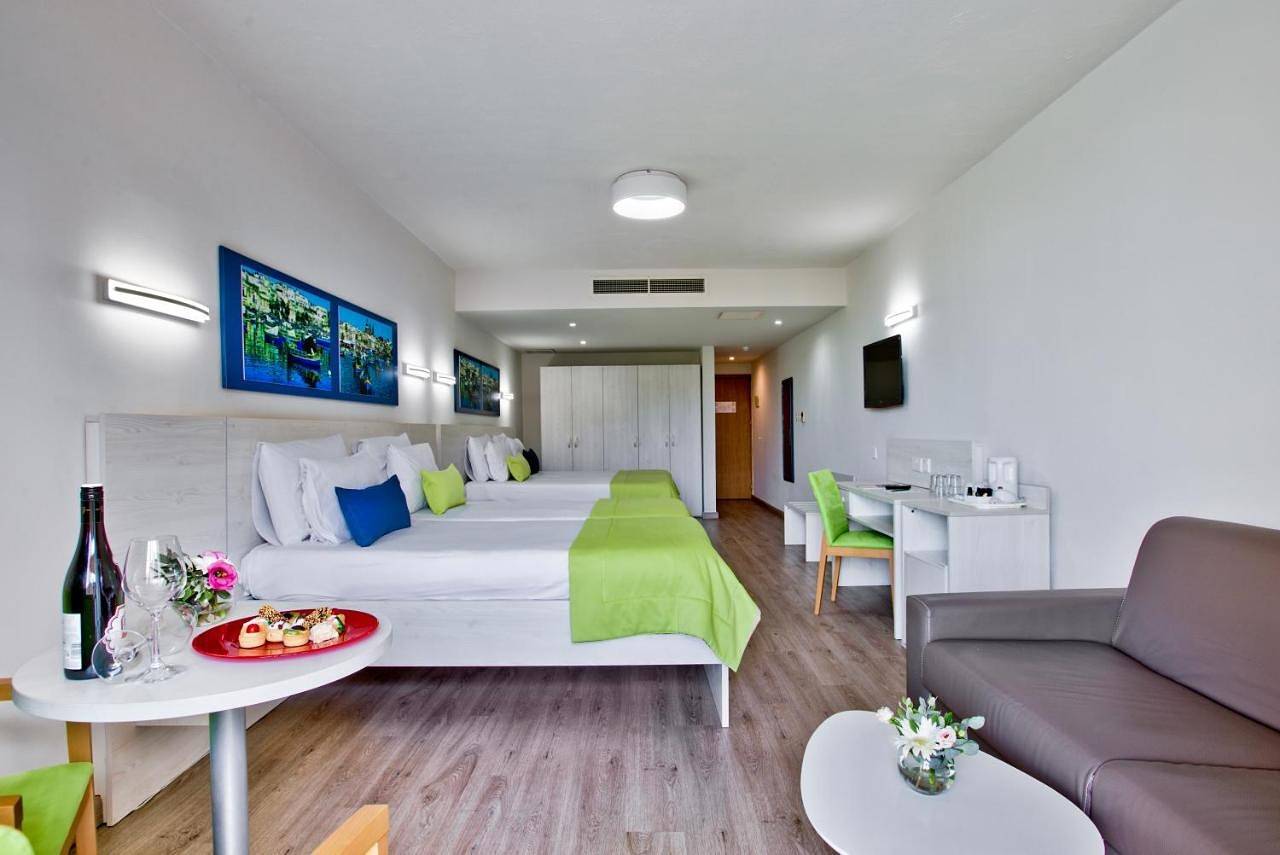 Hotel Santana in Qawra, St. Paul's Bay