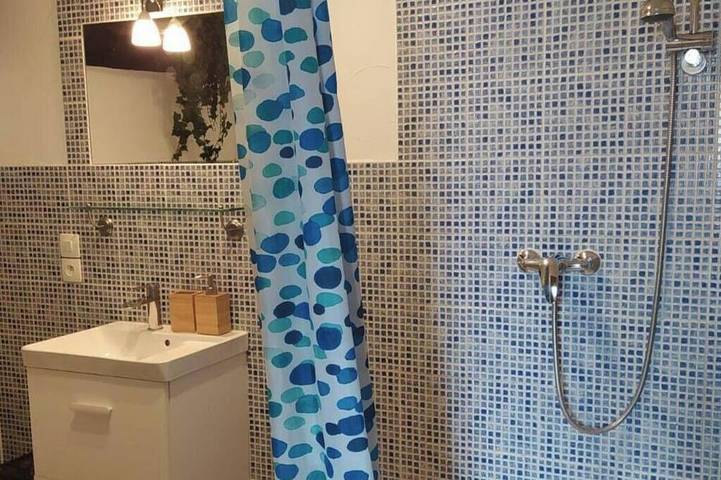 Gîte pour 4 personnes, avec jardin à San-Giovanni-di-Moriani - 2