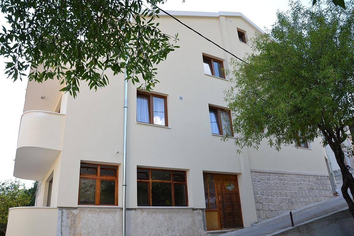 Ganze Wohnung, Apartments with parking space Igrane, Makarska - 13535 in Igrane, Makarska Riviera
