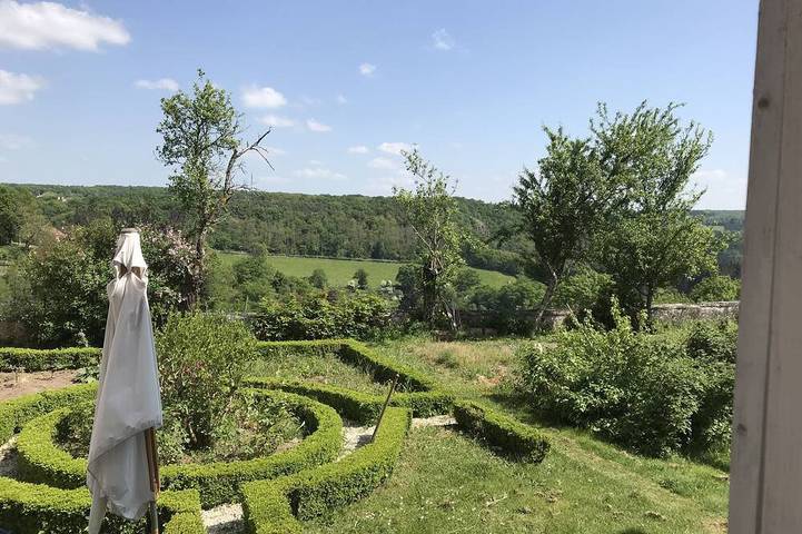 Maison de Noble Nicolas  -  Germaine in Avallon, Naturpark Morvan