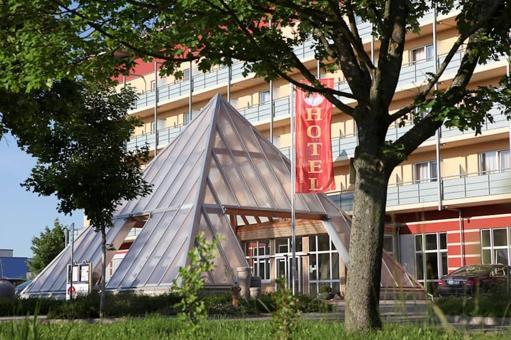 Doppelzimmer zur Einzelnutzung - Kurhotel Pyramide Ag in Bad Windsheim, Steigerwald