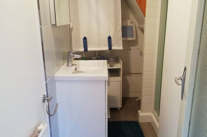 Location de vacances pour 3 personnes, avec jardin à Plévenon - 4