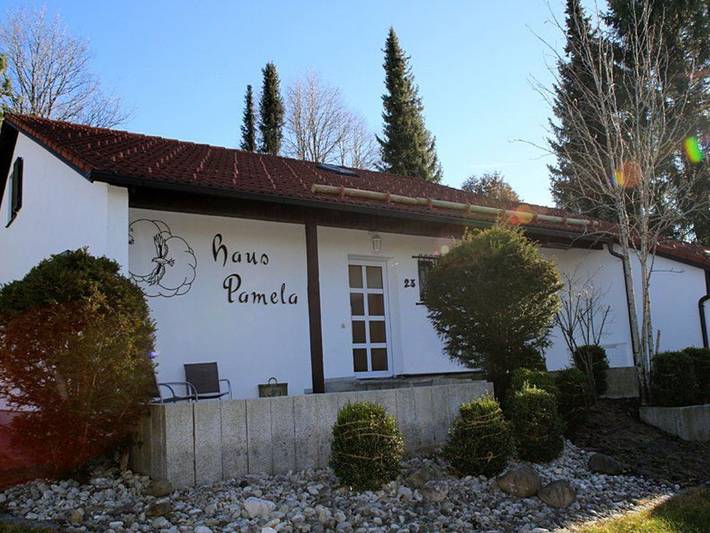 Ferienpark für 10 Personen, mit Garten und Balkon sowie Pool, kinderfreundlich in Nesselwang - 2