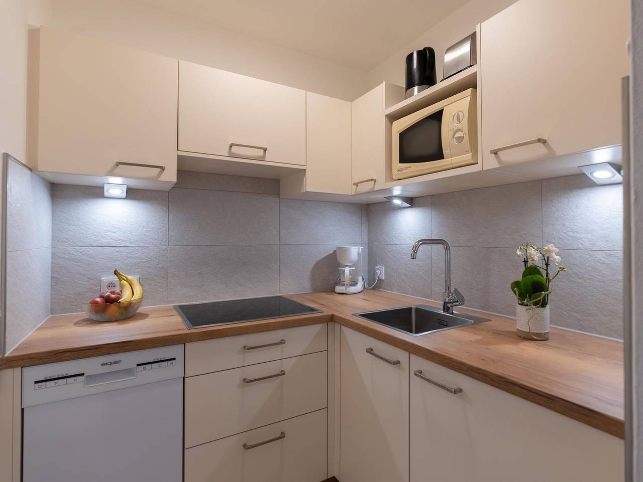 Ganze Ferienwohnung, Appartements Achensee - Apartment Nr. 8 (B) mit Bergblick in Maurach, Eben am Achensee