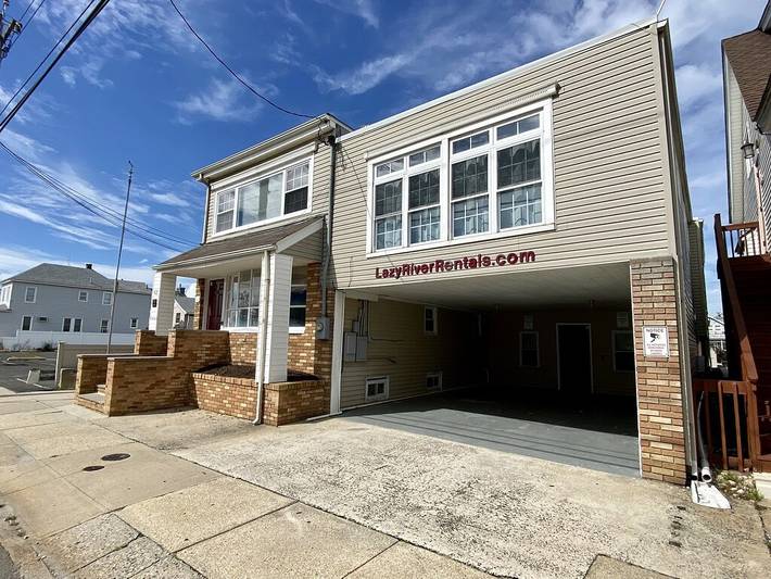 Vacation rental for 4 people, with terrace and pool in Seaside Heights