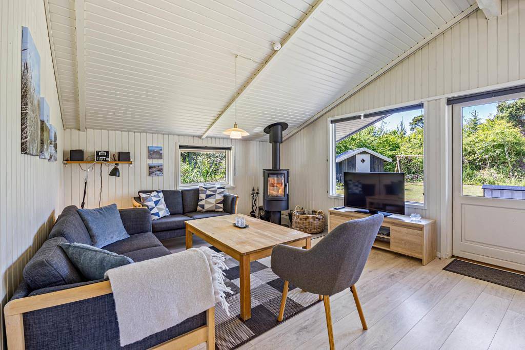 Schönes Ferienhaus mit Whirlpool und Sauna auf Lodbjerg Hede in Lodbjerg Hede, Ringkøbing
