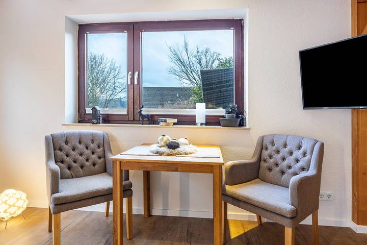 Hel lejlighed, Apartment Silberborth with Private Terrace, Shared Garden, and Sauna in Seesen, Harzvorland