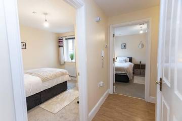Apartment for 4 People in Swindon, North Wessex Downs, Photo 2
