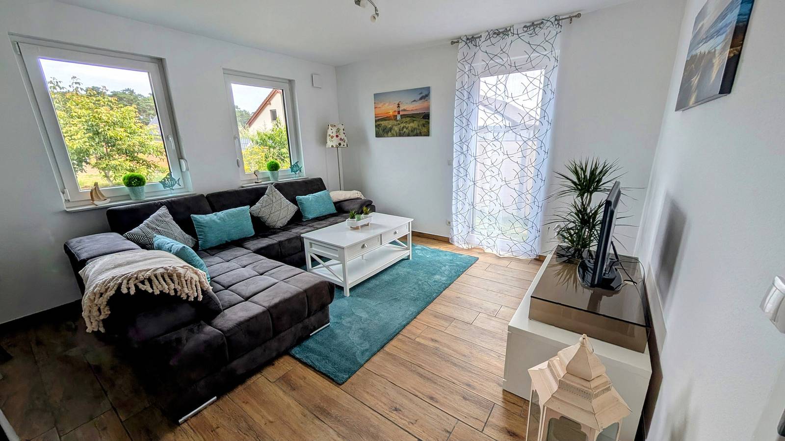 Entire apartment, Apartment 'Ferienwohnung Strandliebe' with Private Garden and Wi-Fi in Lubmin, Western Pomerania