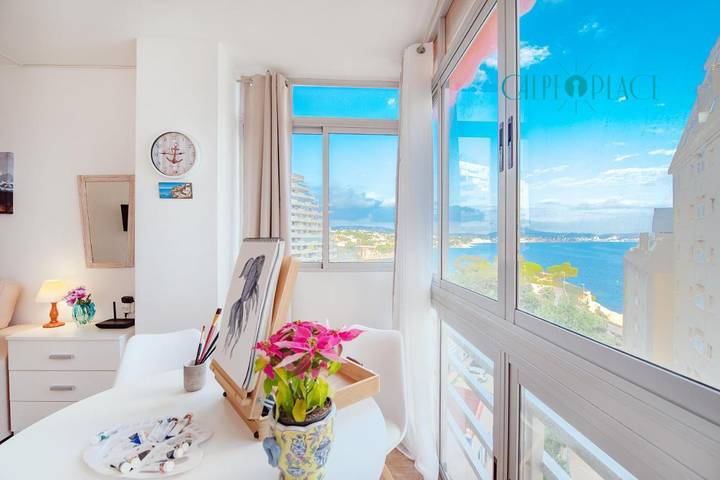 Apartamento para 2 personas, con piscina además de vistas y jardín en Calpe